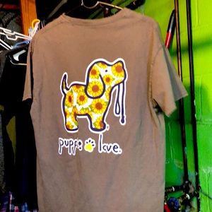 This a puppy lover t shirt!